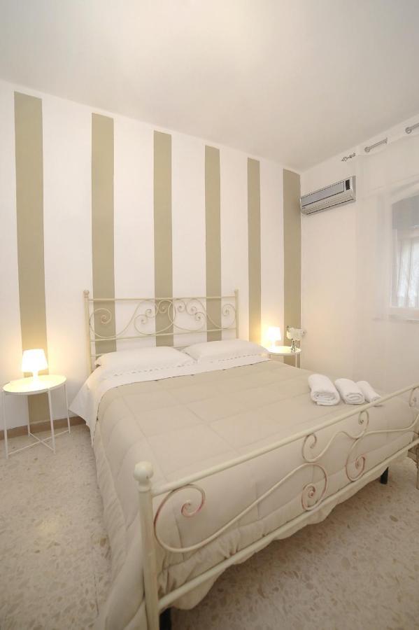 Apartamento casa Margherita Nápoles Exterior foto